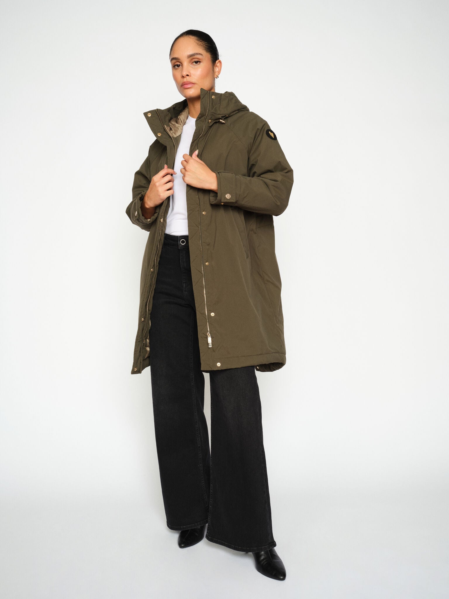 Modelshot / Forest Night / Detail